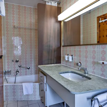 Chesa Silva - Appart hôtel