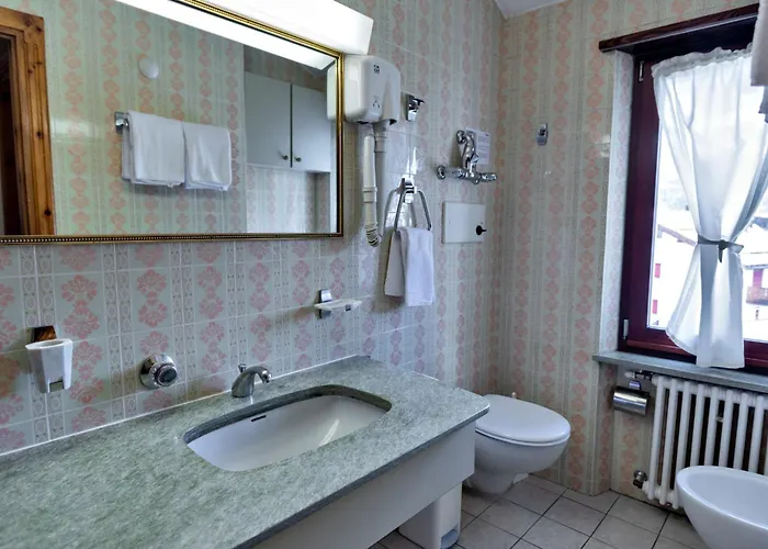 Apartmanhotel Chesa Silva - 3*