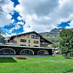 Chesa Silva - Apart-hotel Silvaplana