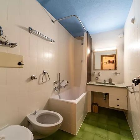 Apartmanhotel Chesa Silva - 3*